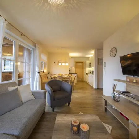 Holiday home Alpen D4 *