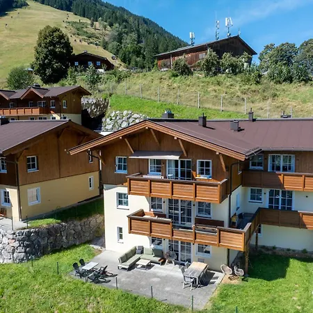 Alpen D4 * Saalbach-Hinterglemm